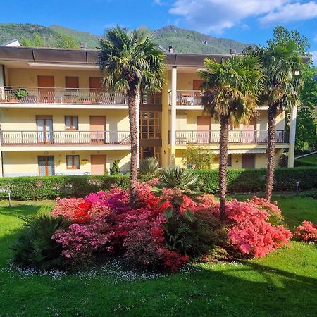 Residenza Lago Sereno Porto Ceresio Exterior foto