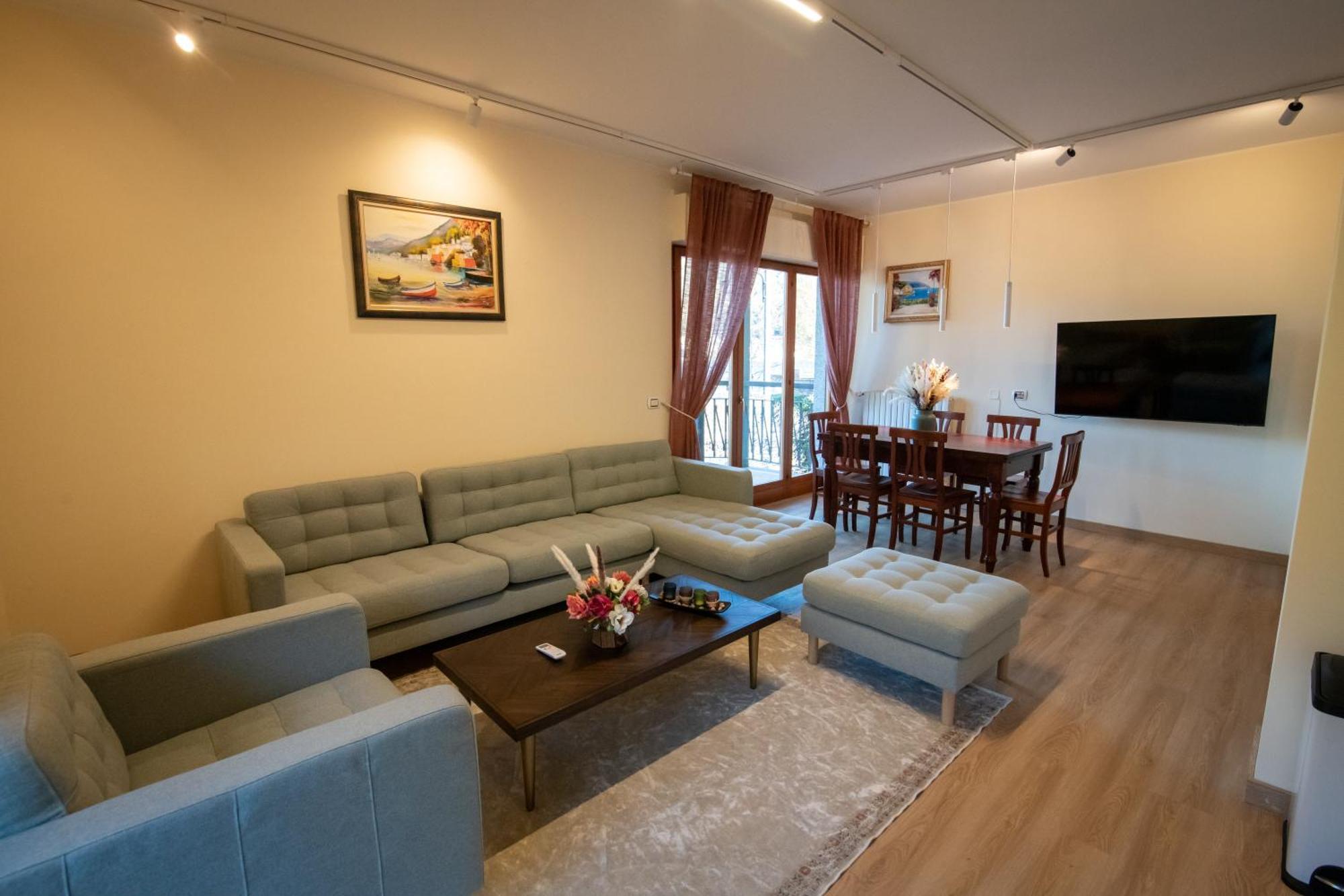 Residenza Lago Sereno Porto Ceresio Exterior foto